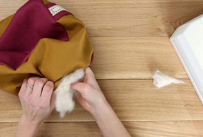 REMBOURRER LE COUSSIN